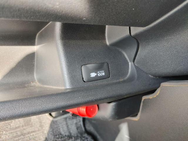 ハイエースバン ロングスーパーGL ドライブレコーダー ETC バックカメラ ナビ TV 両側スライドドア キーレスエントリー 電動格納ミラー AT アルミホイール CD DVD再生 Bluetooth 100V電源 エアコン(31枚目)