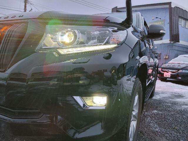 ランドクルーザープラド TX 夏冬タイヤ付 一体型エンスタ Bluetooth付フルセグナビ ETC バックカメラ オートクルーズコントロール 衝突被害軽減システム サンルーフ オートマチックハイビーム LEDヘッドランプ(23枚目)