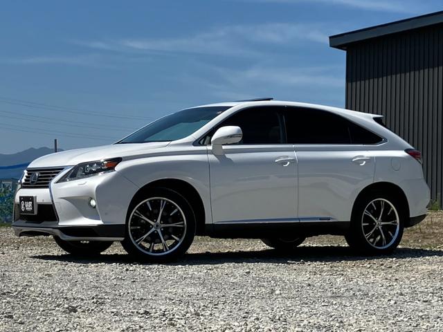 ＲＸ ＲＸ４５０ｈ　バージョンＬ　自社買取車両　サンルーフ　電動リアゲート　ワーク２０インチ　ハイブリット　４ＷＤ　クルーズコントロール　横滑り防止装置　バックカメラ　シートヒーター　シートエアコン　前後ドラレコ　エンジンスターター（25枚目）