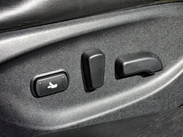 スカイライン ３５０ＧＴ　ＦＯＵＲ　ハイブリッド　タイプＰ　４ＷＤ　本州仕入　全周囲モニター　本革シート　電動シート　前席シートヒーター　クリアランスソナー　バックモニター　純正ナビ　エマージェンシーブレーキ　ＬＥＤヘッドライト　フォグランプ　レーダークルーズ（54枚目）