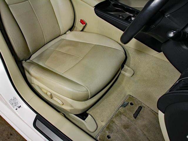 スカイライン ３５０ＧＴ　ＦＯＵＲ　ハイブリッド　タイプＰ　本州仕入　全方位カメラ　本革シート　シートヒーター　ワンオーナー　クリアランスソナー　レーダークルーズ　純正フルセグナビ　Ｂカメラ　ＬＥＤヘッドライト　フォグランプ　エマージェンシーブレーキ（47枚目）