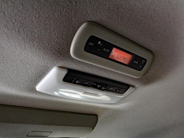 セレナ ハイウェイスター　Ｖセレクション　４ＷＤ　プロパイロット　フリップダウンモニター　本州仕入　アラウンドビューモニター　ハンズフリーオートスライド　両側電動スライド　純正ワイドＳＤナビ　デジタルインナーミラー　ＬＥＤヘッドライト　ＥＴＣ（9枚目）