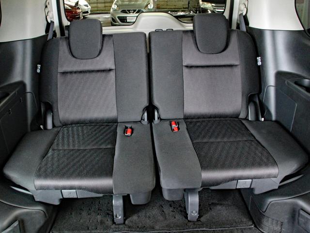 セレナ ハイウェイスター　Ｖセレクション　４ＷＤ　プロパイロット　フリップダウンモニター　本州仕入　アラウンドビューモニター　ハンズフリーオートスライド　両側電動スライド　純正ワイドＳＤナビ　デジタルインナーミラー　ＬＥＤヘッドライト　ＥＴＣ（13枚目）