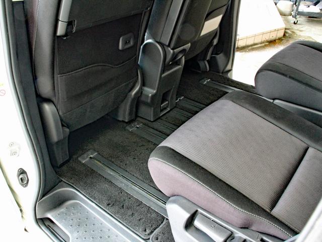 セレナ ハイウェイスター　Ｖセレクション　４ＷＤ　プロパイロット　フリップダウンモニター　本州仕入　アラウンドビューモニター　ハンズフリーオートスライド　両側電動スライド　純正ワイドＳＤナビ　デジタルインナーミラー　ＬＥＤヘッドライト　ＥＴＣ（55枚目）