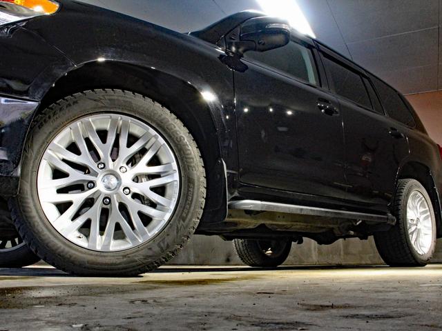 【アルミホイール】当社にて社外製品の取り扱いもございますのでお好みで社外アルミホイールへの変更も可能ですよ！