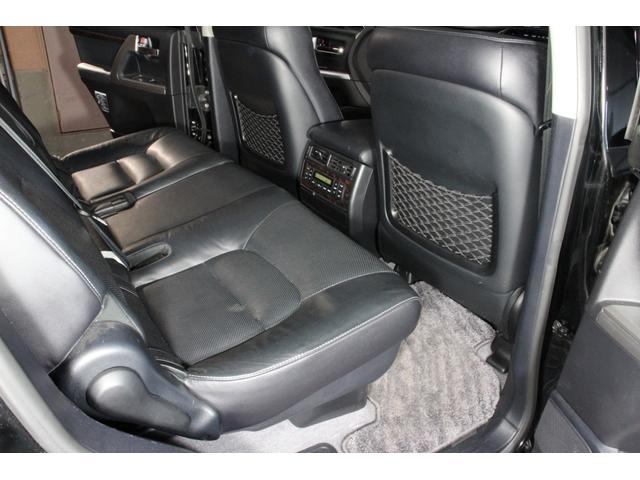 お車に合った保証をご用意しております！１年間、走行距離無制限保証！ディーラー保証継承！当店スタッフが細かくご説明をさせていただきます！延長保証も可能です！