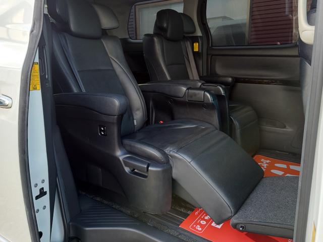 ヴェルファイアハイブリッド ＺＲ　Ｇエディション　ハイブリッド４ＷＤ　ＰＶＭ　純正ナビＢＴ対応　全方位カメラ　フリップダウンモニター　リアヒーター　ツインサンルーフ　本革シート　両側パワスラ　Ｐバックドア　クルコン　寒冷地仕様　２０インチＡＷ（14枚目）