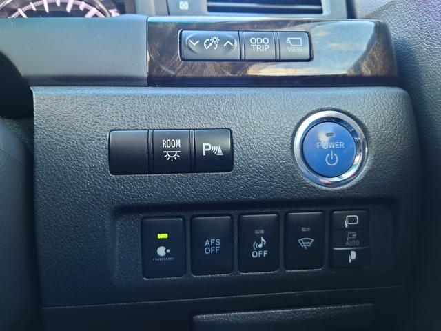 ヴェルファイアハイブリッド ＺＲ　Ｇエディション　ハイブリッド４ＷＤ　ＰＶＭ　純正ナビＢＴ対応　全方位カメラ　フリップダウンモニター　リアヒーター　ツインサンルーフ　本革シート　両側パワスラ　Ｐバックドア　クルコン　寒冷地仕様　２０インチＡＷ（29枚目）