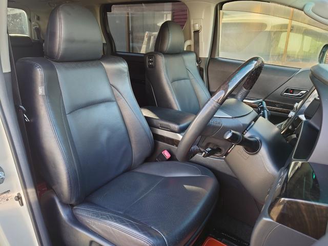 ヴェルファイアハイブリッド ＺＲ　Ｇエディション　ハイブリッド４ＷＤ　ＰＶＭ　純正ナビＢＴ対応　全方位カメラ　フリップダウンモニター　リアヒーター　ツインサンルーフ　本革シート　両側パワスラ　Ｐバックドア　クルコン　寒冷地仕様　２０インチＡＷ（34枚目）