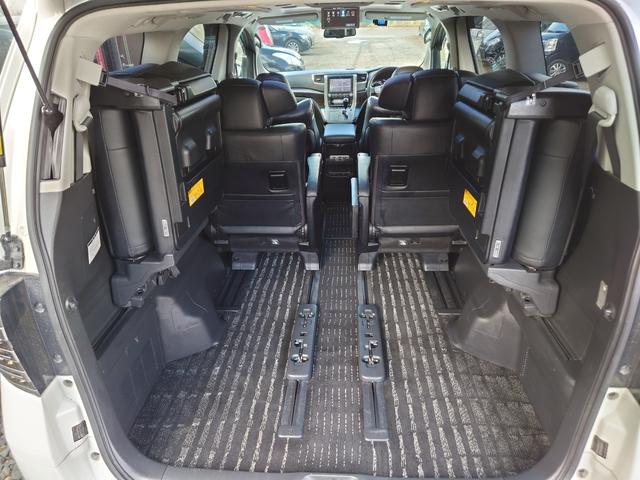 ヴェルファイアハイブリッド ＺＲ　Ｇエディション　ハイブリッド４ＷＤ　ＰＶＭ　純正ナビＢＴ対応　全方位カメラ　フリップダウンモニター　リアヒーター　ツインサンルーフ　本革シート　両側パワスラ　Ｐバックドア　クルコン　寒冷地仕様　２０インチＡＷ（49枚目）