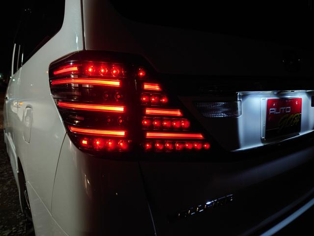 ヴェルファイアハイブリッド ＺＲ　Ｇエディション　ハイブリッド４ＷＤ　ＰＶＭ　純正ナビＢＴ対応　全方位カメラ　フリップダウンモニター　リアヒーター　ツインサンルーフ　本革シート　両側パワスラ　Ｐバックドア　クルコン　寒冷地仕様　２０インチＡＷ（66枚目）