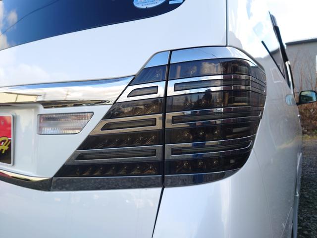 ヴェルファイアハイブリッド ＺＲ　Ｇエディション　ハイブリッド４ＷＤ　ＰＶＭ　純正ナビＢＴ対応　全方位カメラ　フリップダウンモニター　リアヒーター　ツインサンルーフ　本革シート　両側パワスラ　Ｐバックドア　クルコン　寒冷地仕様　２０インチＡＷ（67枚目）