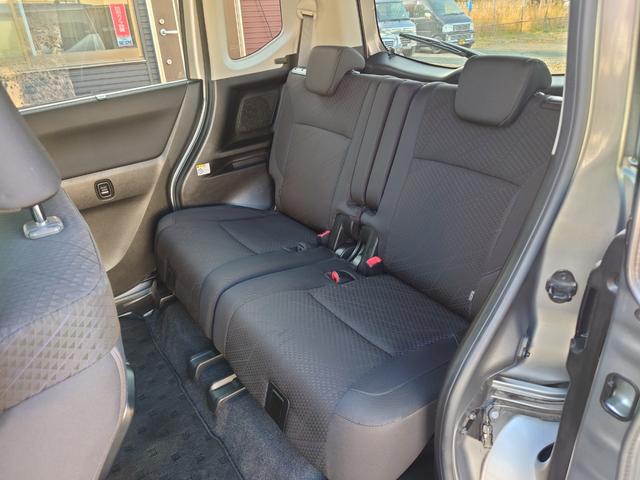 デリカＤ：２ カスタムハイブリッドＭＶ　全方位カメラパッケージ　ハイブリッド４ＷＤ　衝突軽減装置　７型ワイドナビＴＶ　全方位カメラ　ブルートゥース　両側パワスラ　クルコン　シートヒーター　ミラーヒーター　オートエアコン　ドラレコ　ＥＴＣ　パドルシフト（24枚目）