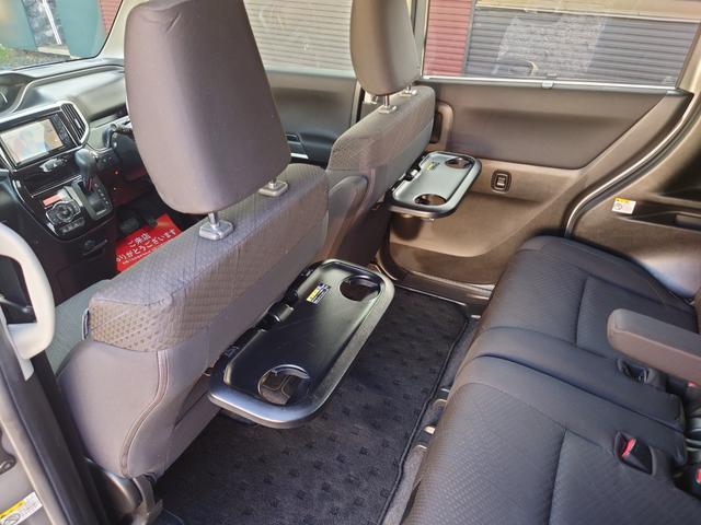 デリカＤ：２ カスタムハイブリッドＭＶ　全方位カメラパッケージ　ハイブリッド４ＷＤ　衝突軽減装置　７型ワイドナビＴＶ　全方位カメラ　ブルートゥース　両側パワスラ　クルコン　シートヒーター　ミラーヒーター　オートエアコン　ドラレコ　ＥＴＣ　パドルシフト（27枚目）