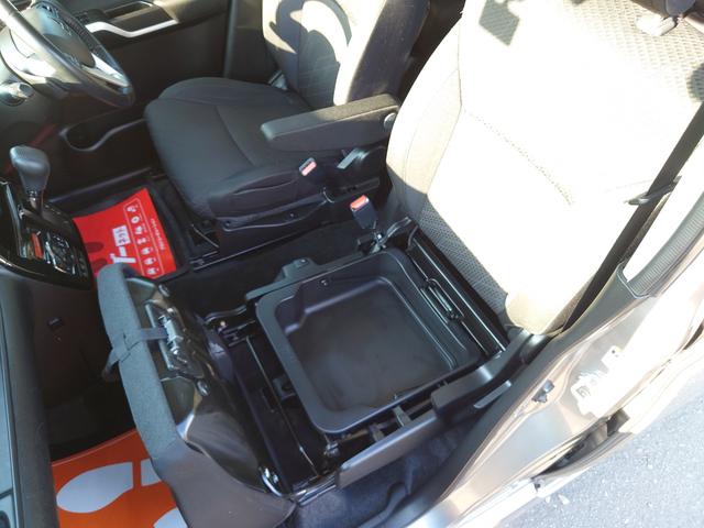 デリカＤ：２ カスタムハイブリッドＭＶ　全方位カメラパッケージ　ハイブリッド４ＷＤ　衝突軽減装置　７型ワイドナビＴＶ　全方位カメラ　ブルートゥース　両側パワスラ　クルコン　シートヒーター　ミラーヒーター　オートエアコン　ドラレコ　ＥＴＣ　パドルシフト（38枚目）