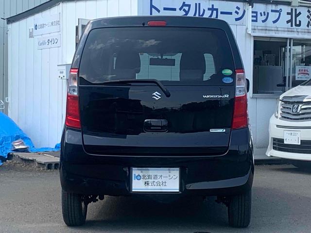 ワゴンＲ ＦＸ　４ＷＤ　キーレスエントリー　アイドリングストップ　電動格納ミラー　シートヒーター　ベンチシート　ＣＶＴ　盗難防止システム　ＡＢＳ　ＣＤ　アルミホイール　衝突安全ボディ　エアコン　パワーステアリング（14枚目）
