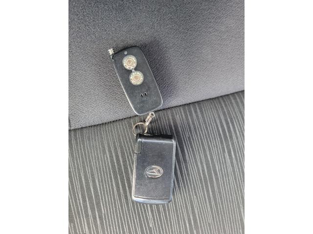 タント カスタムＸ　片側パワースライドドア　エンジンスターター　キーレス　ＣＤ　４ＷＤ（24枚目）