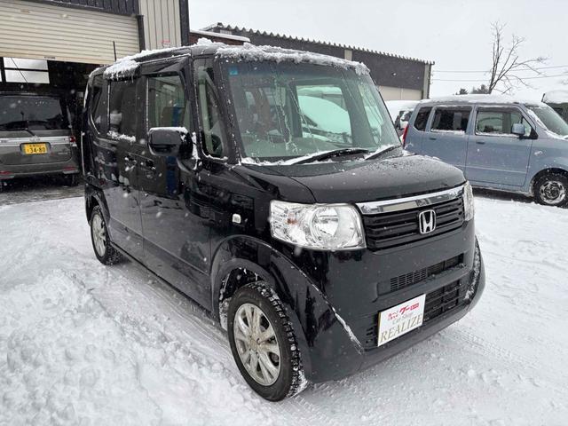 Ｎ－ＢＯＸ Ｇ　４ＷＤ　ＥＴＣ　両側スライドドア　ナビ　ＴＶ　スマートキー　アイドリングストップ　電動格納ミラー　ベンチシート　ＣＶＴ　盗難防止システム　ＡＢＳ　ＥＳＣ　ＣＤ　ＤＶＤ再生　ＵＳＢ（3枚目）