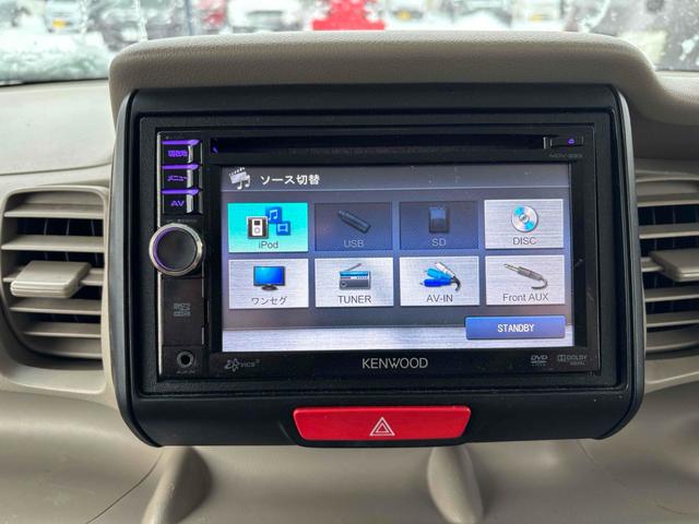 Ｎ－ＢＯＸ Ｇ　４ＷＤ　ＥＴＣ　両側スライドドア　ナビ　ＴＶ　スマートキー　アイドリングストップ　電動格納ミラー　ベンチシート　ＣＶＴ　盗難防止システム　ＡＢＳ　ＥＳＣ　ＣＤ　ＤＶＤ再生　ＵＳＢ（8枚目）