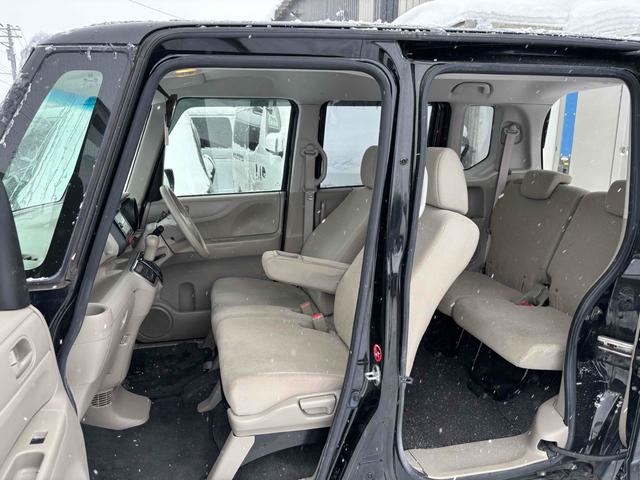 Ｎ－ＢＯＸ Ｇ　４ＷＤ　ＥＴＣ　両側スライドドア　ナビ　ＴＶ　スマートキー　アイドリングストップ　電動格納ミラー　ベンチシート　ＣＶＴ　盗難防止システム　ＡＢＳ　ＥＳＣ　ＣＤ　ＤＶＤ再生　ＵＳＢ（17枚目）