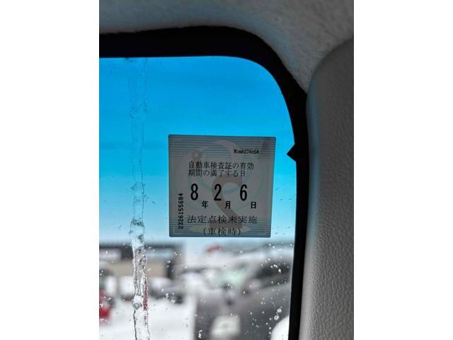 Ｎ－ＢＯＸ Ｇ　４ＷＤ　ＥＴＣ　両側スライドドア　ナビ　ＴＶ　スマートキー　アイドリングストップ　電動格納ミラー　ベンチシート　ＣＶＴ　盗難防止システム　ＡＢＳ　ＥＳＣ　ＣＤ　ＤＶＤ再生　ＵＳＢ（22枚目）