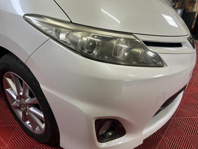 エスティマ 2.4アエラス Gエディション 4WD キーレス スマートキー ETC 盗難防止システム 衝突安全ボディ 3列シート フルフラット オットマン HID パワーステアリング パワーウィンドウ エアバッグ(運転席・助手席)(8枚目)