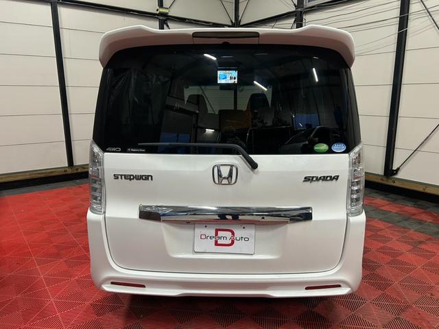 ステップワゴンスパーダ Z 4WD 盗難防止システム 衝突安全ボディ パワーウィンドウ パワーウィンドウ パワーステアリング エアバッグ(運転席・助手席) ダブルエアコン AAC ABS(9枚目)