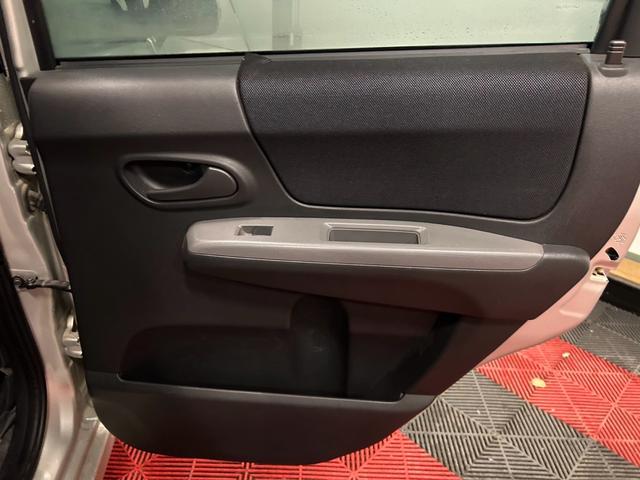 ステラ カスタムＲ　４ＷＤ　キーレス（11枚目）