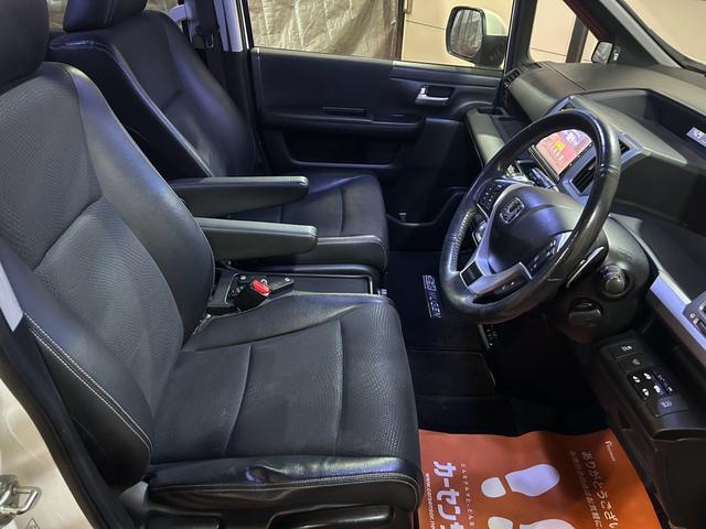 ステップワゴンスパーダ Z 4WD キーレス 両側パワスラ ETC 社外エアロ(19枚目)