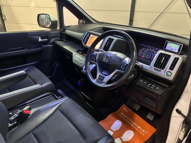 ステップワゴンスパーダ Z 4WD キーレス 両側パワスラ ETC 社外エアロ(24枚目)