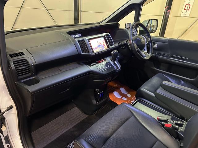 ステップワゴンスパーダ Z 4WD キーレス 両側パワスラ ETC 社外エアロ(28枚目)