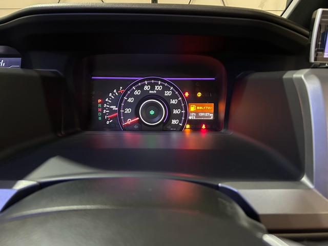 ステップワゴンスパーダ Z 4WD キーレス 両側パワスラ ETC 社外エアロ(32枚目)