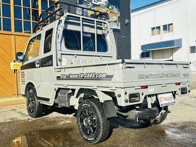 スーパーキャリイ Xリミテッド 届出済未使用車/EN-リフトアップカスタム/2.2インチリフトアップ/強化コイル/マッドスターATタイヤ/PPXアルミ/しし狩りバンパー/ルーフラックバー/LEDワークライト/LEDテール/荷台マット(8枚目)