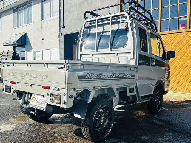 スーパーキャリイ Xリミテッド 届出済未使用車/EN-リフトアップカスタム/2.2インチリフトアップ/強化コイル/マッドスターATタイヤ/PPXアルミ/しし狩りバンパー/ルーフラックバー/LEDワークライト/LEDテール/荷台マット(10枚目)