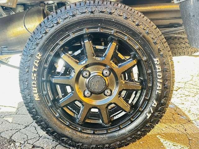 スーパーキャリイ Xリミテッド 届出済未使用車/EN-リフトアップカスタム/2.2インチリフトアップ/強化コイル/マッドスターATタイヤ/PPXアルミ/しし狩りバンパー/ルーフラックバー/LEDワークライト/LEDテール/荷台マット(27枚目)