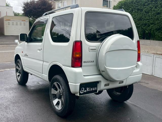 ジムニー ランドベンチャー　４ＷＤ　バックカメラ　ナビ　アルミホイール　キーレスエントリー　電動格納ミラー　シートヒーター　ＡＴ　衝突安全ボディ　ＡＢＳ　エアコン　パワーステアリング　パワーウィンドウ　運転席エアバッグ（15枚目）