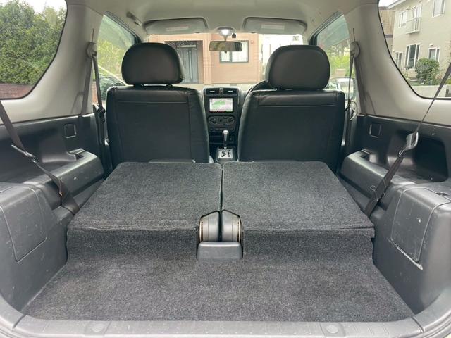 ジムニー ランドベンチャー　４ＷＤ　バックカメラ　ナビ　アルミホイール　キーレスエントリー　電動格納ミラー　シートヒーター　ＡＴ　衝突安全ボディ　ＡＢＳ　エアコン　パワーステアリング　パワーウィンドウ　運転席エアバッグ（21枚目）