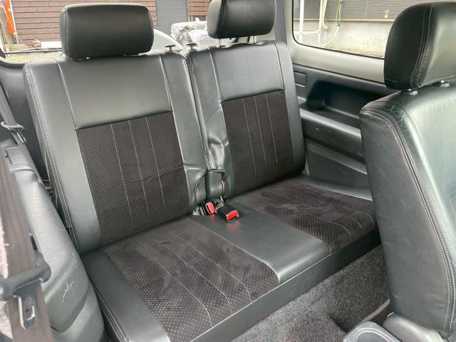 ジムニー ランドベンチャー　４ＷＤ　バックカメラ　ナビ　アルミホイール　キーレスエントリー　電動格納ミラー　シートヒーター　ＡＴ　衝突安全ボディ　ＡＢＳ　エアコン　パワーステアリング　パワーウィンドウ　運転席エアバッグ（24枚目）