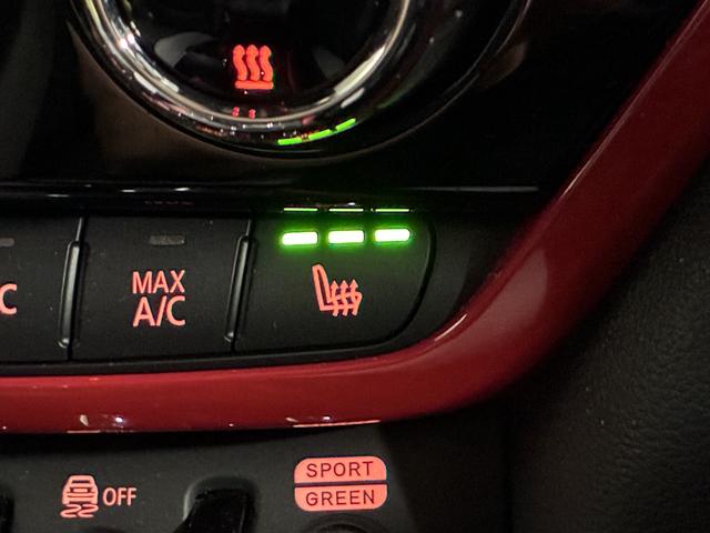 ＭＩＮＩ ジョンクーパーワークス　クロスオーバー　ワンオーナー／デジタルパッケージプラス／シートヒーター／ＡｐｐｌｅＣａｒＰｌａｙ／ＨＵＤ／オートテールゲート／追従クルコン／純正ナビ／純正１９インチＡＷ／ＬＥＤヘッドライト／ワイヤレスチャージング（17枚目）