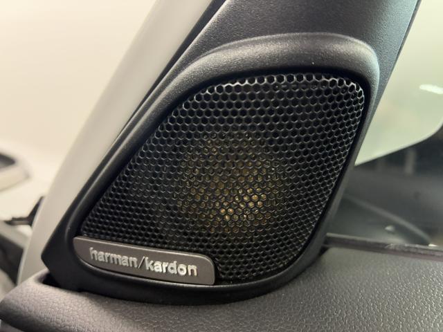 ＭＩＮＩ クーパーＳＤ　クロスオーバーオール４アンテイムドＥＤ　特別仕様車／シートヒーター／ハーマンカードン／ライビングアシストＰ／ＡｐｐｌｅＣａｒＰｌａｙ／ブラックエクステリア／電動リアゲート／ＬＥＤヘッドライト／ワイヤレスチャージング／クルコン（18枚目）