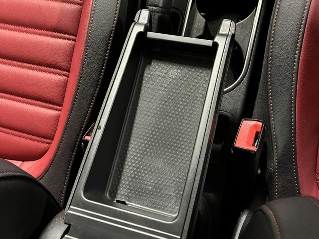 ザ・ビートル Ｒラインマイスター　特別仕様車／夏・冬タイヤ付／純正ナビ＆ＴＶ／ドラレコ／Ｂｌｕｅｔｏｏｔｈ／バイキセノンヘッドライト／シートヒーター／クルコン／リヤスポイラー／スポーツシート／エマージェンシーストップ／オートライト（40枚目）