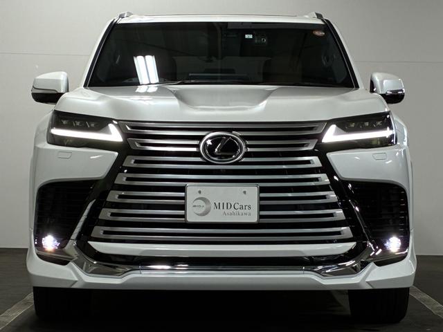 ＬＸ ＬＸ６００　ＯＰ２２インチＡＷ／モデリスタ／ＳＲ／寒冷地仕様／ＨＵＤ／エアサス／クールＢＯＸ／シートヒーター／ステアリングヒーター／三眼フルＬＥＤ／デジタルミラー／ワイヤレス充電／３６０°カメラ（4枚目）