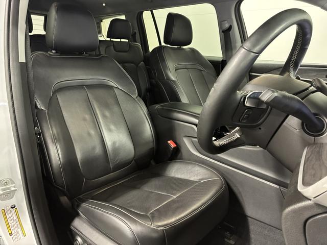 ジープ・グランドチェロキーＬ リミテッド　サンルーフ／アルパイン／ＡｐｐｌｅＣａｒＰｌａｙ／ＨＵＤ／インテリアリアフェイシングカメラ／全席シートヒーター／シートベンチレーター／ステアリングヒーター／サラウンドビューカメラ／ＬＥＤヘッドライト（15枚目）