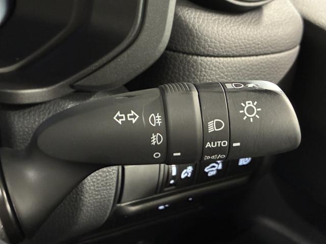 ランドクルーザー２５０ ＺＸ　寒冷地仕様／サンルーフ／ＪＢＬ／純正エンスタ／カラーＨＵＤ／デジタルインナーミラー／置くだけ充電／シートクーラー＆ヒーター／ステアリングヒーター／パワーバックドア／パノラミックビューモニター／純正ナビ（45枚目）