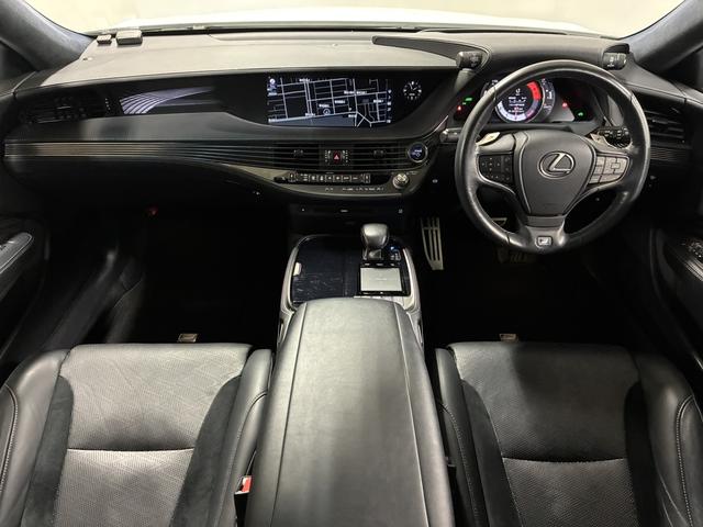 LS LS500h Fスポーツ サンルーフ/マクレビ/デジタルインナーミラー/エアサス/三眼フルLED/カラーHUD/シートクーラー&ヒーター/ステアリングヒーター/電動サンシェード/純正20インチAW/パノラミックビューモニター(4枚目)