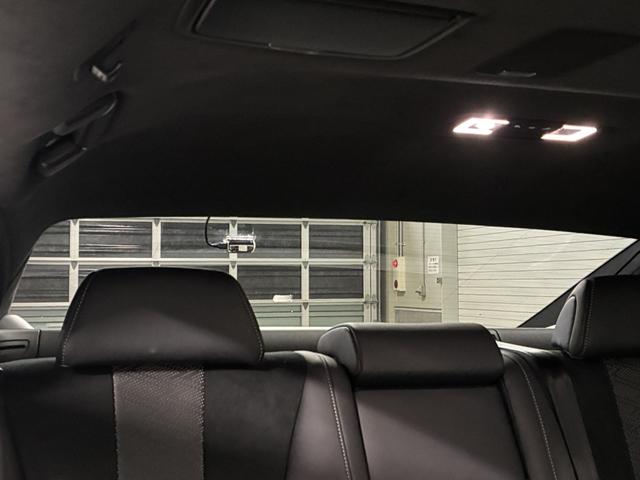 LS LS500h Fスポーツ サンルーフ/マクレビ/デジタルインナーミラー/エアサス/三眼フルLED/カラーHUD/シートクーラー&ヒーター/ステアリングヒーター/電動サンシェード/純正20インチAW/パノラミックビューモニター(27枚目)