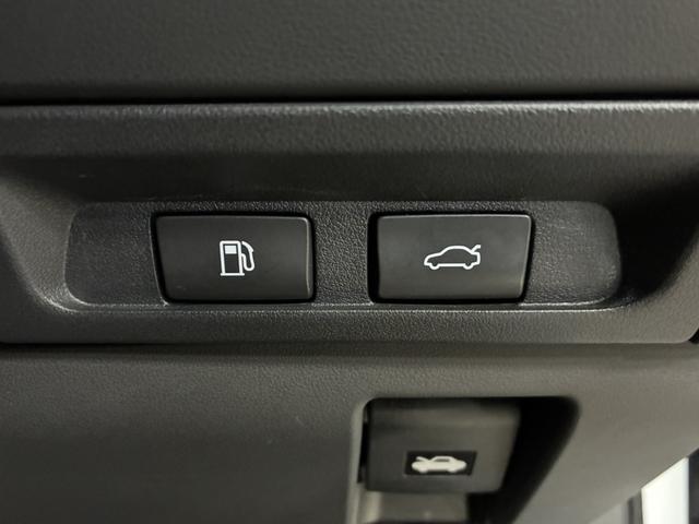 LS LS500h Fスポーツ サンルーフ/マクレビ/デジタルインナーミラー/エアサス/三眼フルLED/カラーHUD/シートクーラー&ヒーター/ステアリングヒーター/電動サンシェード/純正20インチAW/パノラミックビューモニター(49枚目)