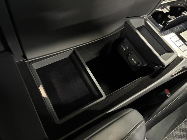 LS LS500h Fスポーツ サンルーフ/マクレビ/デジタルインナーミラー/エアサス/三眼フルLED/カラーHUD/シートクーラー&ヒーター/ステアリングヒーター/電動サンシェード/純正20インチAW/パノラミックビューモニター(51枚目)