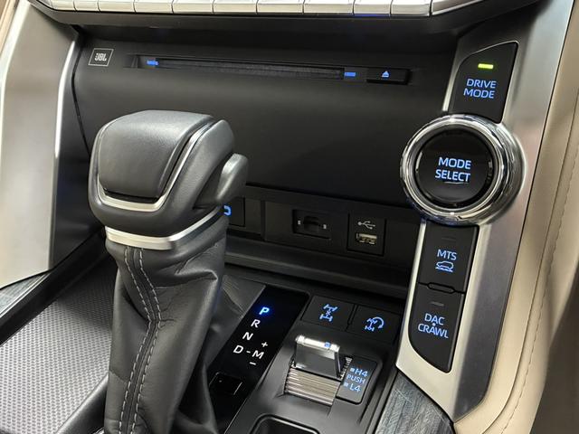 ランドクルーザー ZX 寒冷地仕様/リアエンター/JBLサウンド/サンルーフ/シートクーラー&ヒーター/ステアリングヒーター/トヨタセーフティ/パノラミックビューモニター/純正ナビ&TV/電動テールゲート/追従クルコン(47枚目)