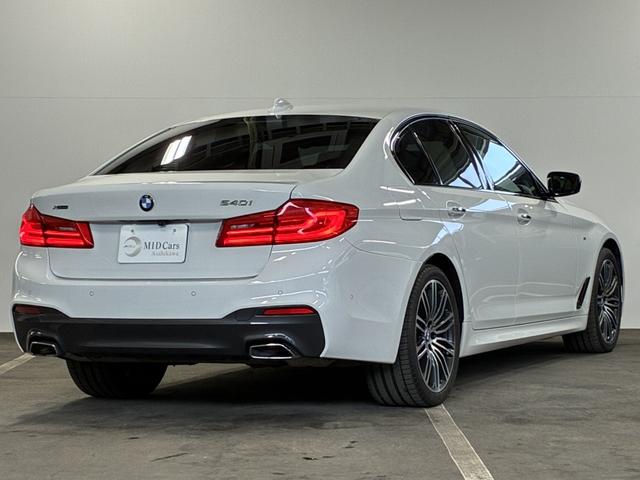 ５シリーズ ５４０ｉ　ｘＤｒｉｖｅ　Ｍスポーツ　サンルーフ／コンフォートＰＫＧ／イノベーションＰＫＧ／Ｈａｒｍａｎ／Ｋａｒｄｏｎサウンド／純正１９インチＡＷ／ＨＵＤ／ソフトクローズドア／ＢＭＷジェスチャーコントロール／マッサージ・シート（7枚目）